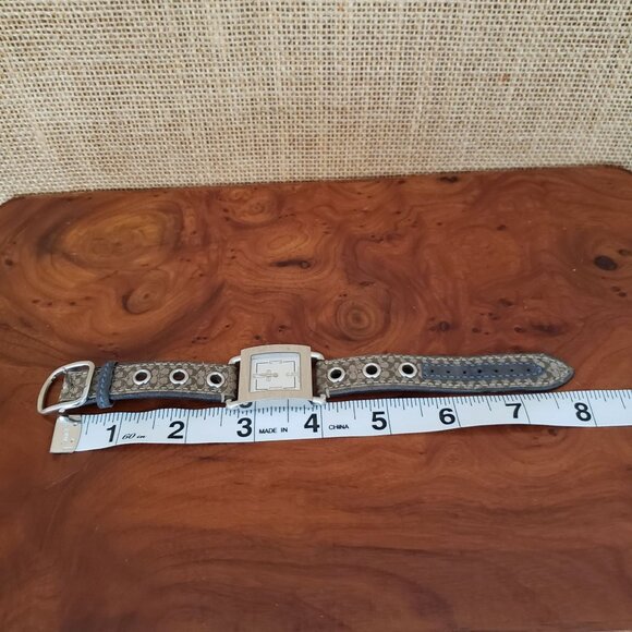 Vtg Coach Tank Watch Swiss Quartz Stainless Water Resistant Signature “C” Band - Picture 4 of 16